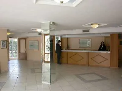 Rodini Beach Hotel Psathopyrgos